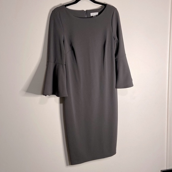 Kevin Kline gray dress with sleeves size 10 like new condition - Picture 1 of 4